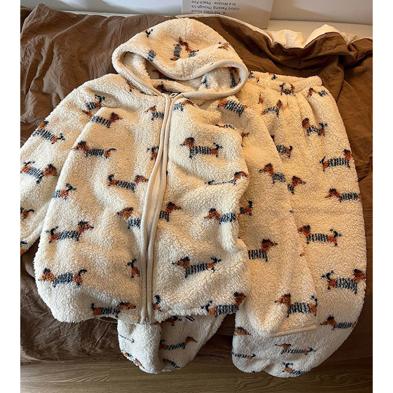 胖mm特大码300斤趣味腊肠狗家居服套装女冬珊瑚绒睡衣睡裤两件套