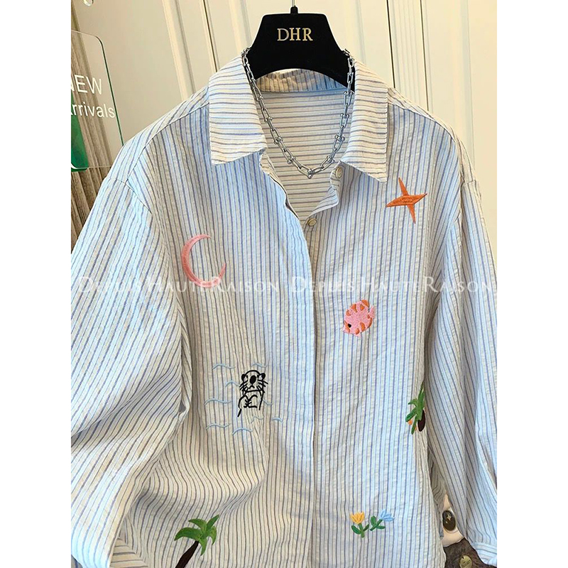 胖mm特大码300斤刺绣竖条纹长袖衬衫女春秋薄款宽松大版港味衬衣