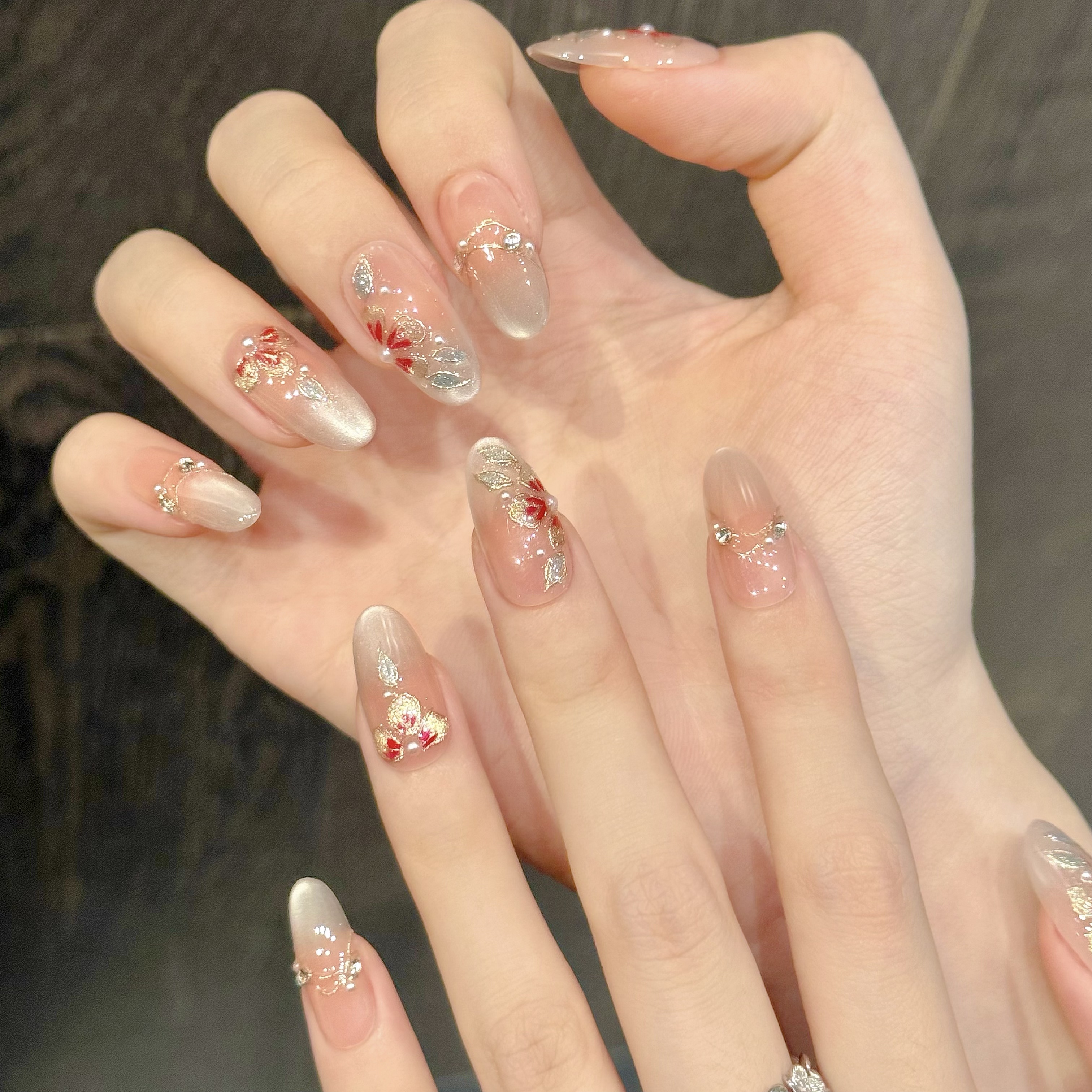 手工穿戴甲红色喜庆美甲掐丝珐琅国风新中式美甲新娘甲婚纱照美甲