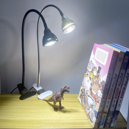 梵汐思简约长臂可夹LED5W7W工作学习鱼缸床头机床灯220V金属软管