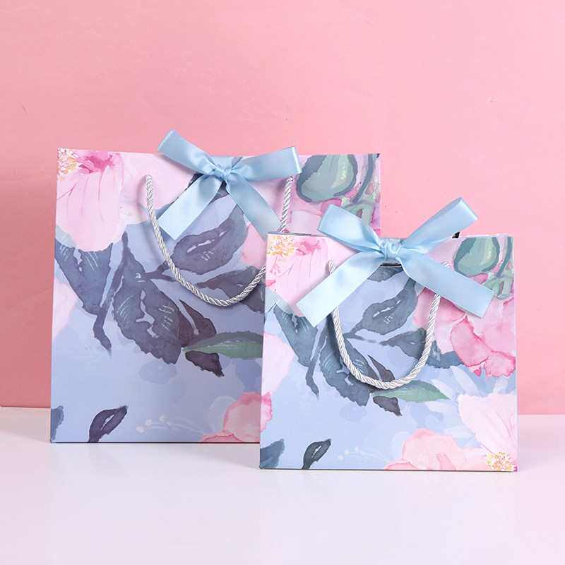 gift packaging present bag gift paperbags giftbag纸袋