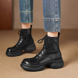 西村名物2025冬季新款英伦复古厚底系带马丁靴女加绒短筒机车靴
