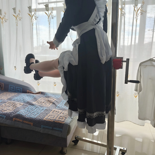 玩偶娃娃支架升降悬空支架起重手办站立可展示卡脖子实体成人娃娃