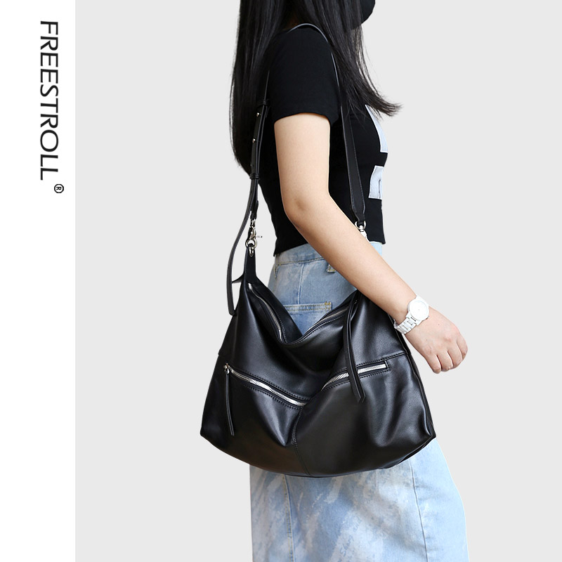 前后大拉链袋，时尚美观又实用