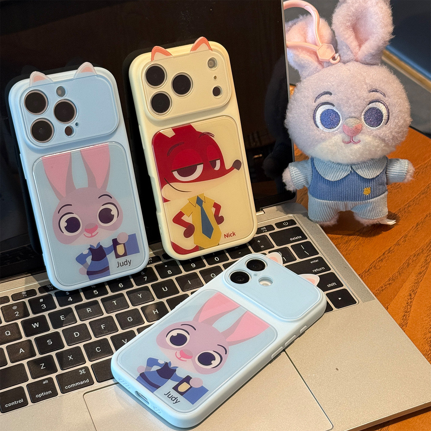 情侣朱迪尼克立体猫耳适用苹果18pro手机壳iPhone17max16小米15华为mate80pura90K90nova14reno13荣耀500x300