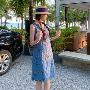 蓝色法式复古淑女气质绣花连衣裙女2025夏季新款小个子花边A字裙图片