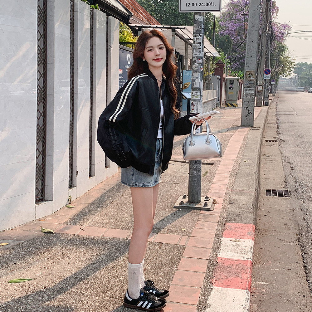 条纹拼接缎面pu皮衣外套女秋季2025优雅高级感流行学院风夹克上衣,女装短外套,世纪海洋