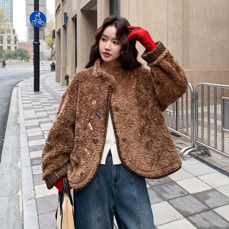 皮毛一体羊羔毛外套155-8706-P225K325,女装短外套,世纪海洋