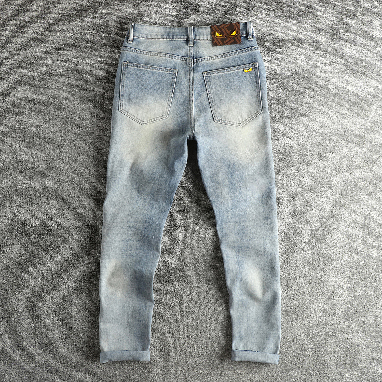 高端设计感水洗做旧磨白牛仔裤男修身小脚潮流复古痞帅青年长裤子