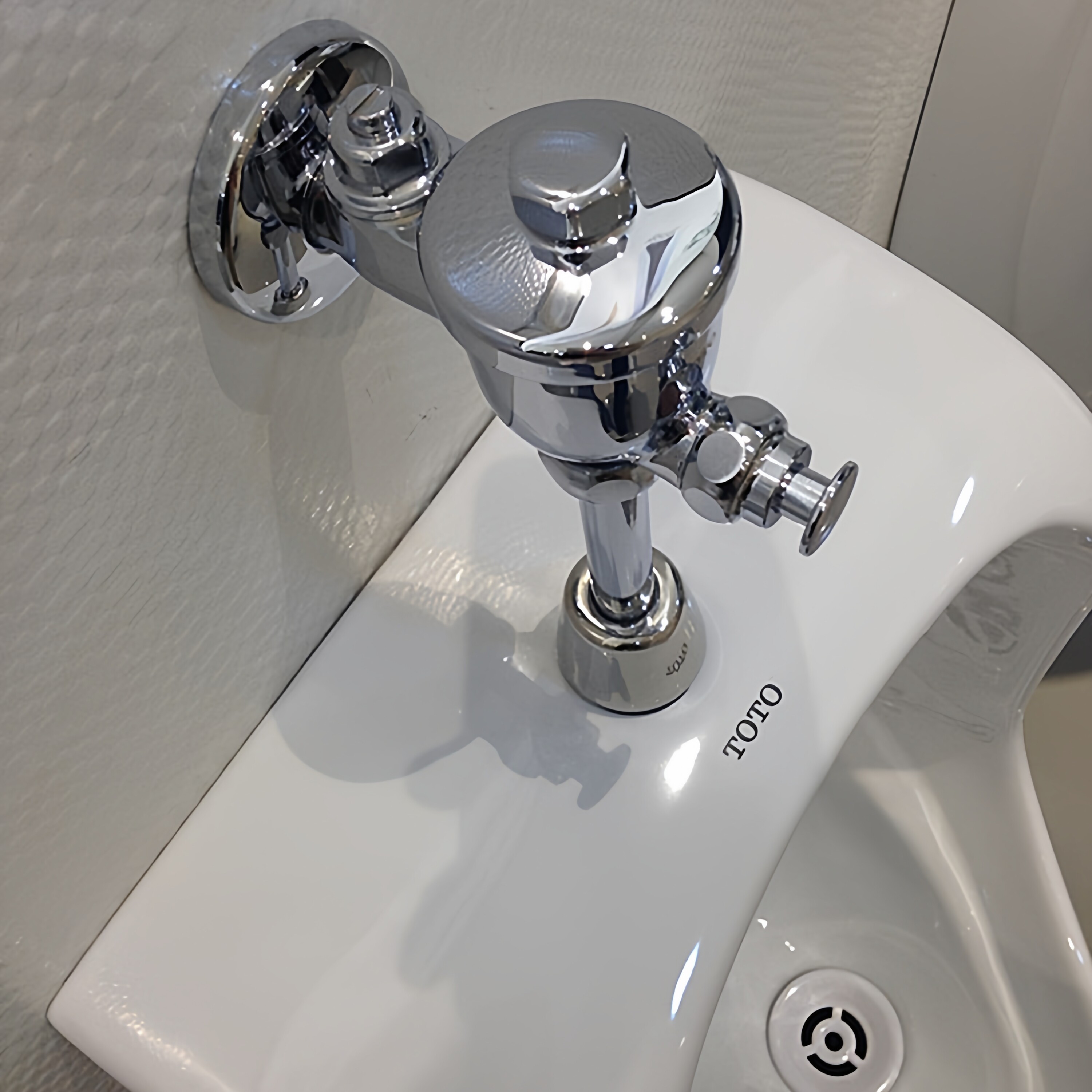 TOTO小便器冲水阀DU601