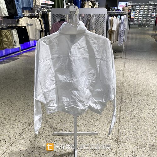 耐克女梭织立领透气运动休闲外套