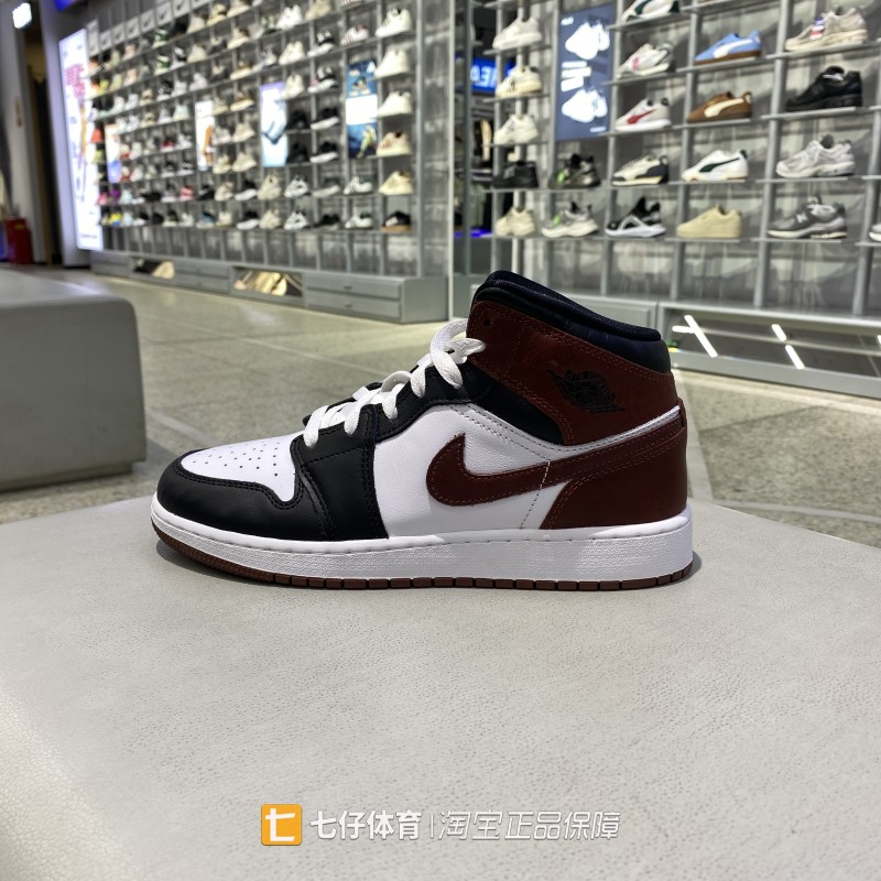 Nike耐克正品新春秋款儿童高帮户外缓震透气耐磨休闲篮球鞋HF3193