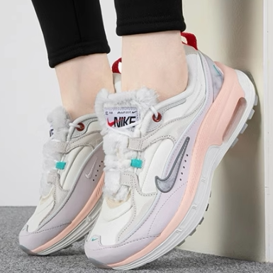 Nike耐克女运动休闲鞋缓震轻便