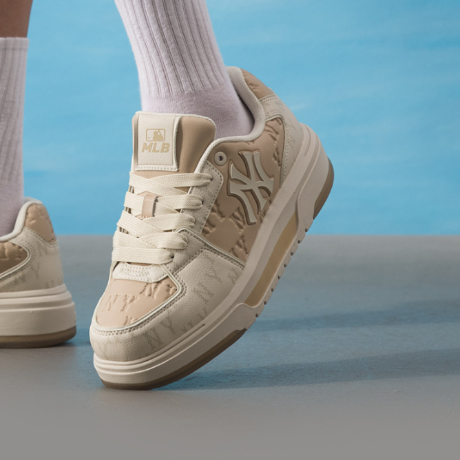 MLB正品新款春秋男女同款运动户外轻便厚底缓震休闲板鞋3ASXM036N