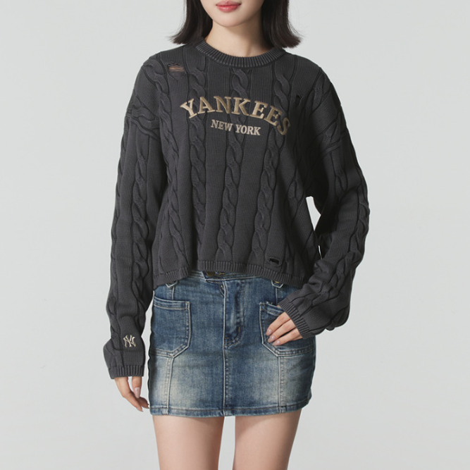 MLB正品新款初冬女款不规则破洞时尚百搭运动休闲毛衣3FKPV0354