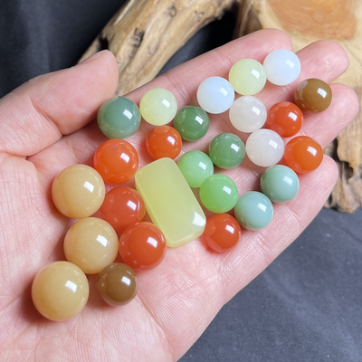 和田玉糖玉、碧玉、白玉、藕粉、黄口料、天然南红多宝单珠配珠