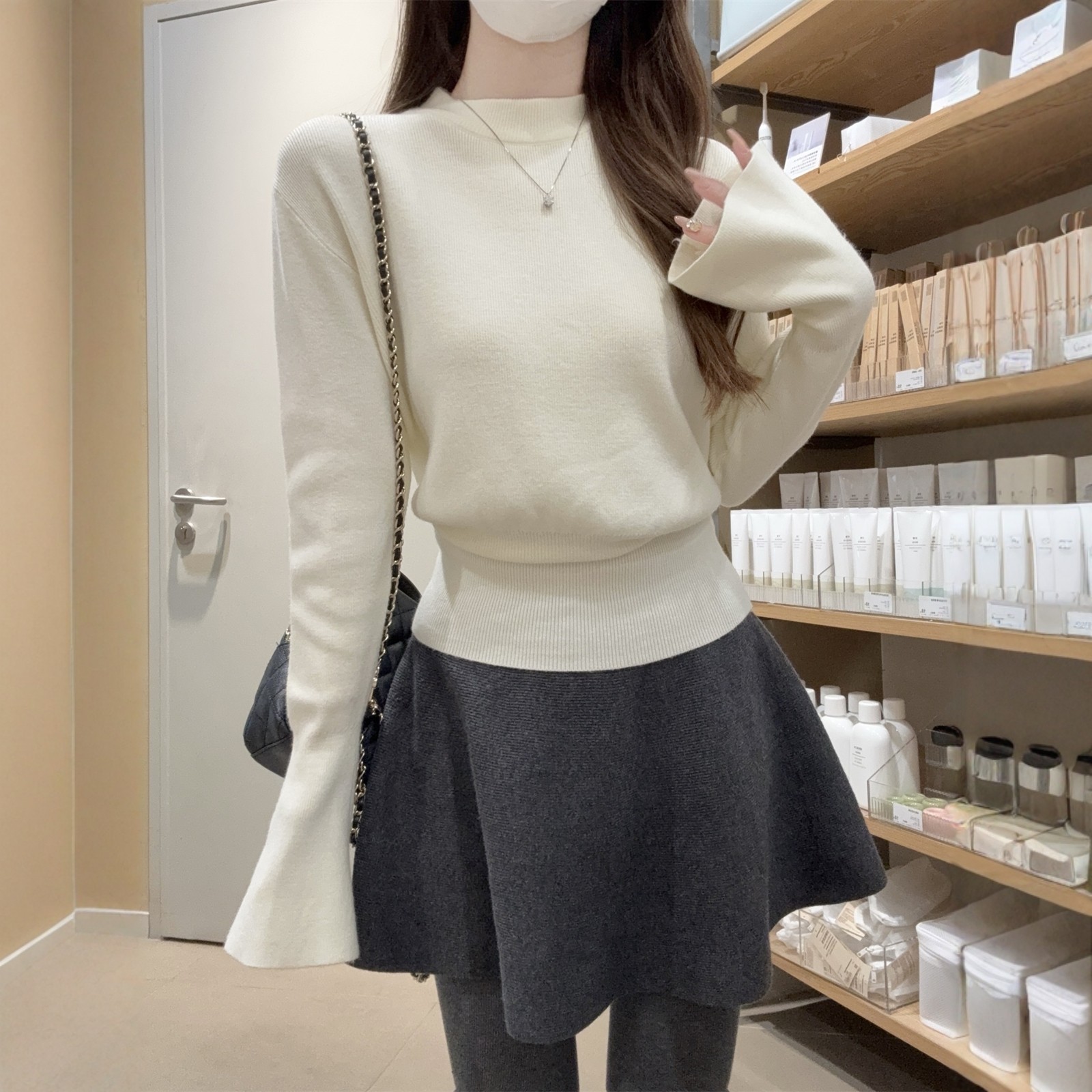 春秋冬季法式温柔风百搭半高圆领收腰喇叭袖针织衫女打底衫女内搭,女装/女士精品,毛针织衫,淘宝优惠券,粉丝福利购,淘宝优惠卷