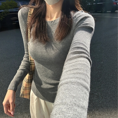 韩系极简风高级感灰色圆领针织衫