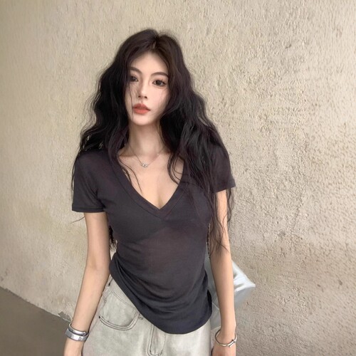 夏季辣妹风V领薄款短袖T恤女