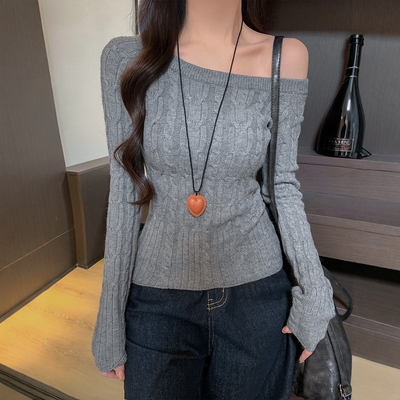 一字肩麻花针织衫女灰色露肩长袖