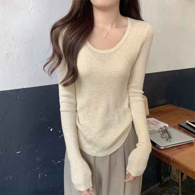 纯欲U领修身针织衫女长袖内搭