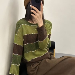 女装 欧货2025秋装 毛衣韩版 浣熊绒绿色拼色条纹一字领上衣长袖 新款