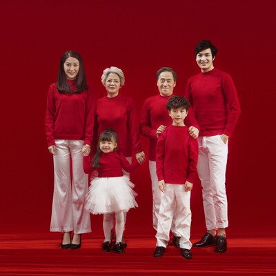 新款全家福拍照服装六口亲子