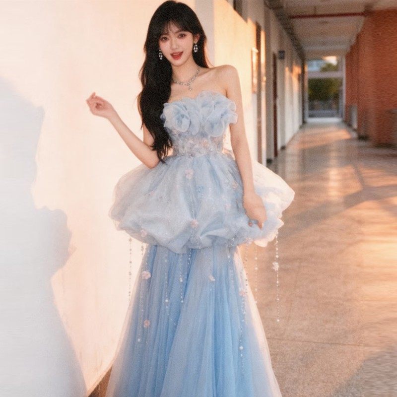 新款个人婚纱摄影主题蓝色