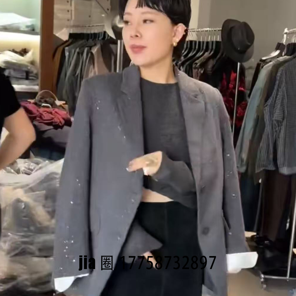 2025秋冬新品星空丝毛灰色西装外套女 价私问