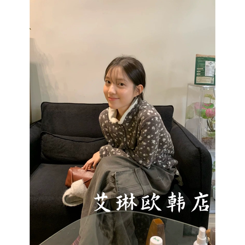 6828立领撞色花朵印花摇粒绒外套