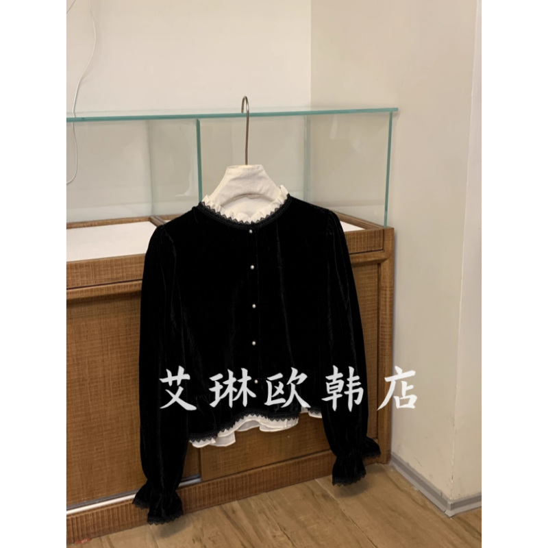 98899法式复古木耳边丝绒衬衫