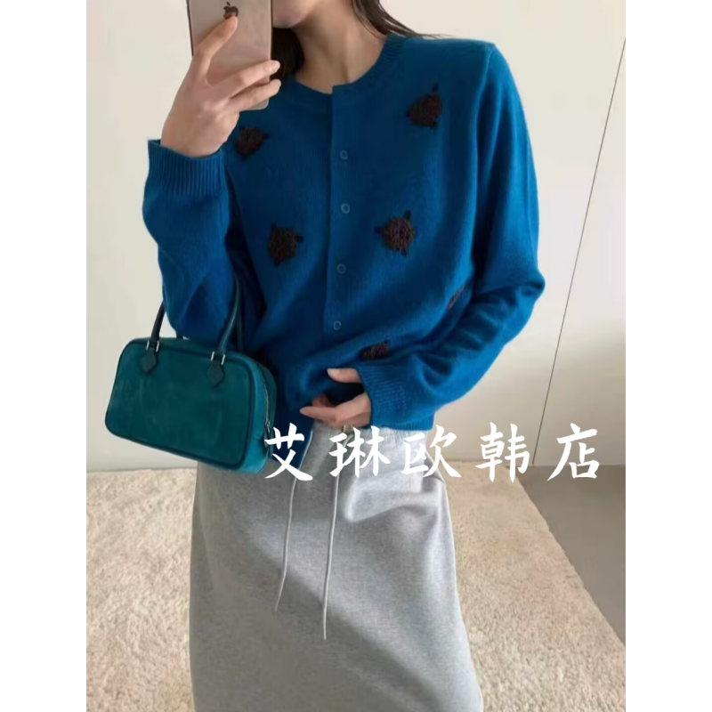 卡蔓韩标25780羊毛针织开衫女冬