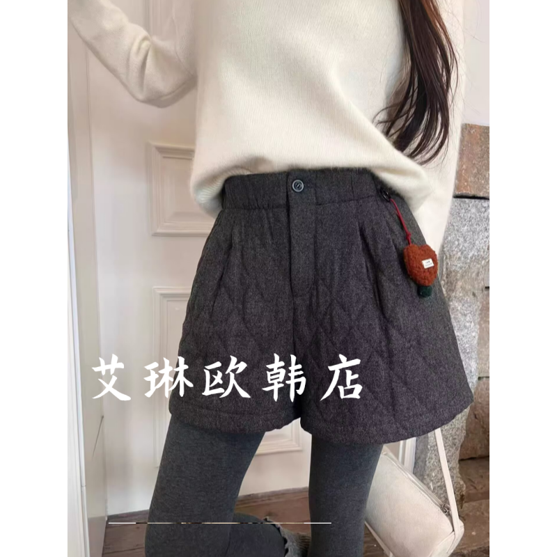 土布鱼7515菱形格夹棉短裤阔腿女