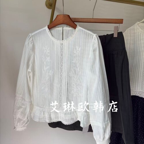 20013B蕾丝拼接刺绣镂空衬衫
