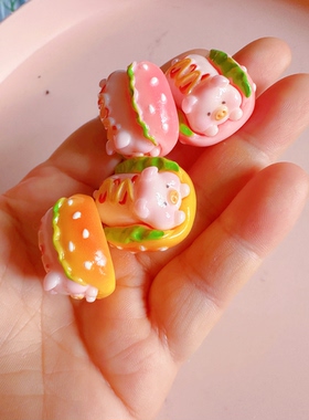 DIY高定树脂立体可爱卡通汉堡猪摆台挂件奶油胶发饰手机链冰箱贴