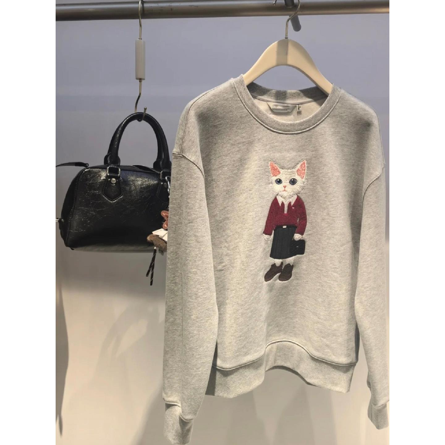 商场同款2025秋冬新品时尚百搭宽松卡通猫咪印花卫衣女3GA401381