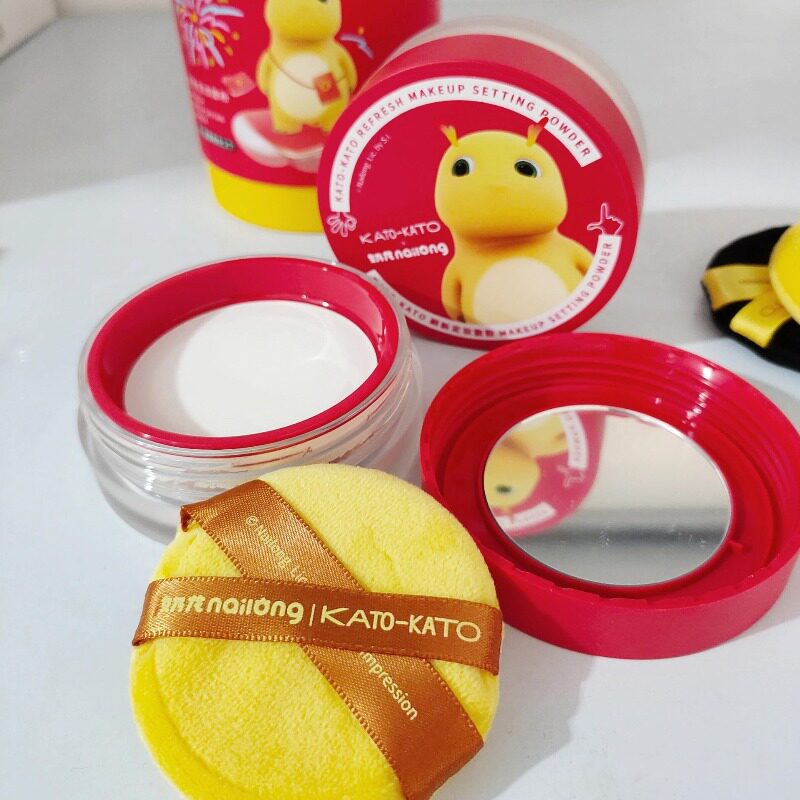 奶龙限定联名kato散粉定妆粉防水控油持久不脱妆哑光蜜饼女8g,彩妆/香水/美妆工具,蜜粉/散粉,淘宝优惠券,粉丝福利购,淘宝优惠卷