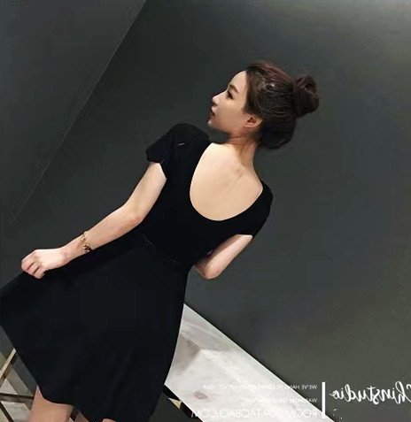 【清仓！】夏季针织冰丝连衣裙气质法式小香风镂空精致小黑裙显瘦
