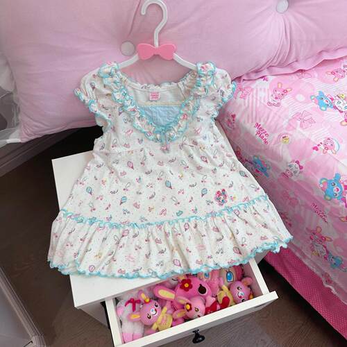 甜美可爱兔白蓝满印背心吊带