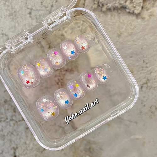 布灵布灵ins高级感穿戴甲美甲