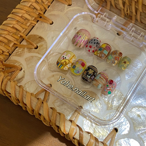 宥荷Studio 花间兔头 高级感穿戴甲美甲定制假指甲手工定制短甲