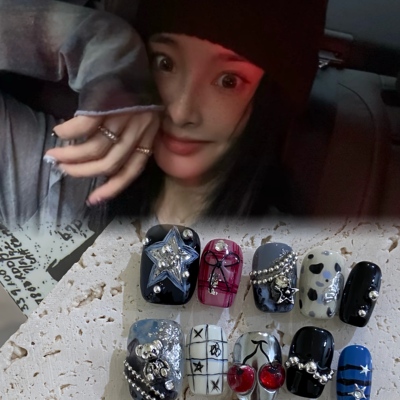 樱桃小熊高级感穿戴甲美甲