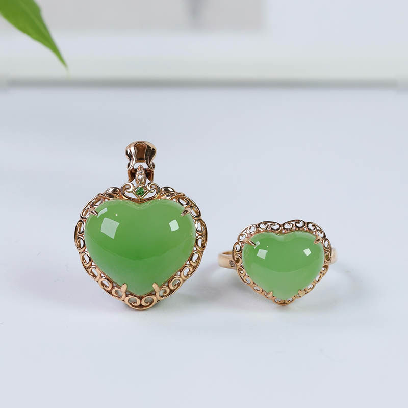 年货节礼物天然和田玉吊坠女a苹果绿碧玉如意镶18k金挂件戒指套装