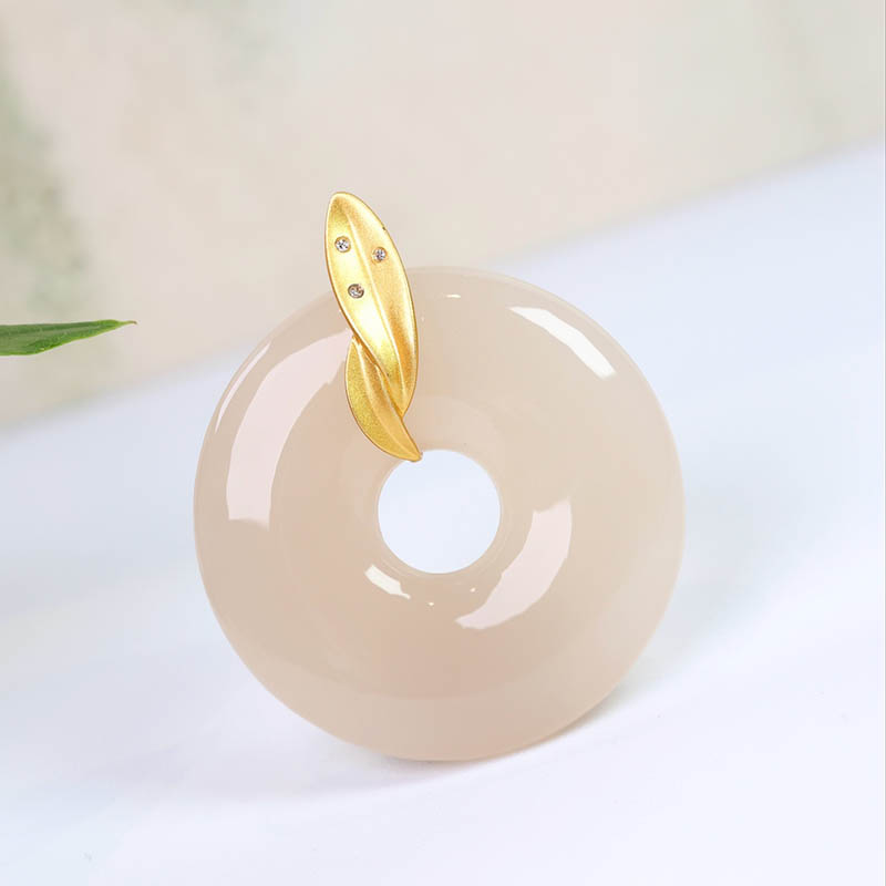 时尚潮流翡翠金镶玉送老婆礼物