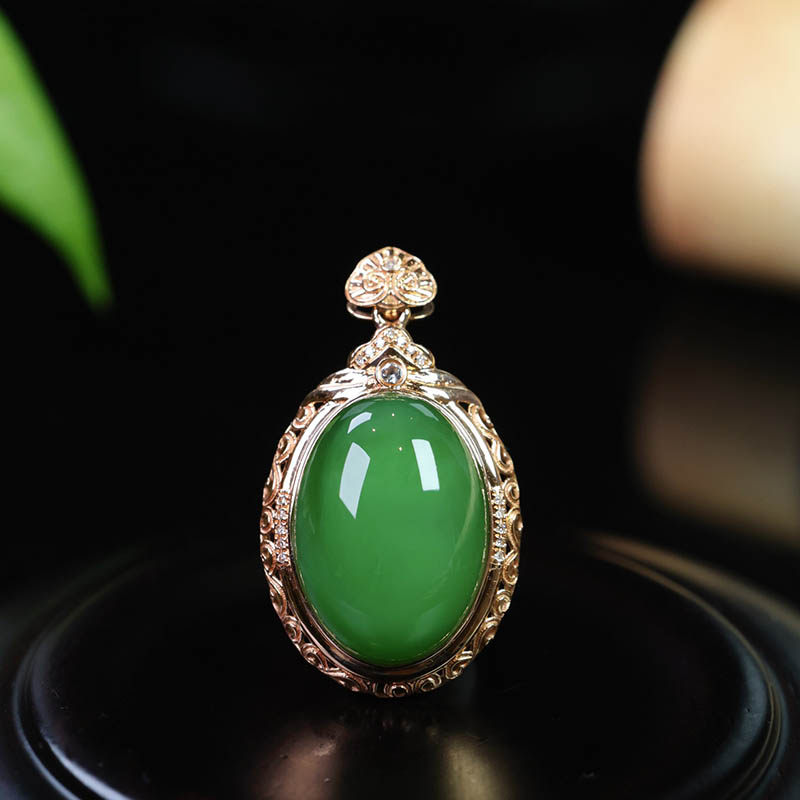 年货节天然和田玉吊坠女a菠菜绿碧玉蛋面镶18k金挂件如意纹送妈妈