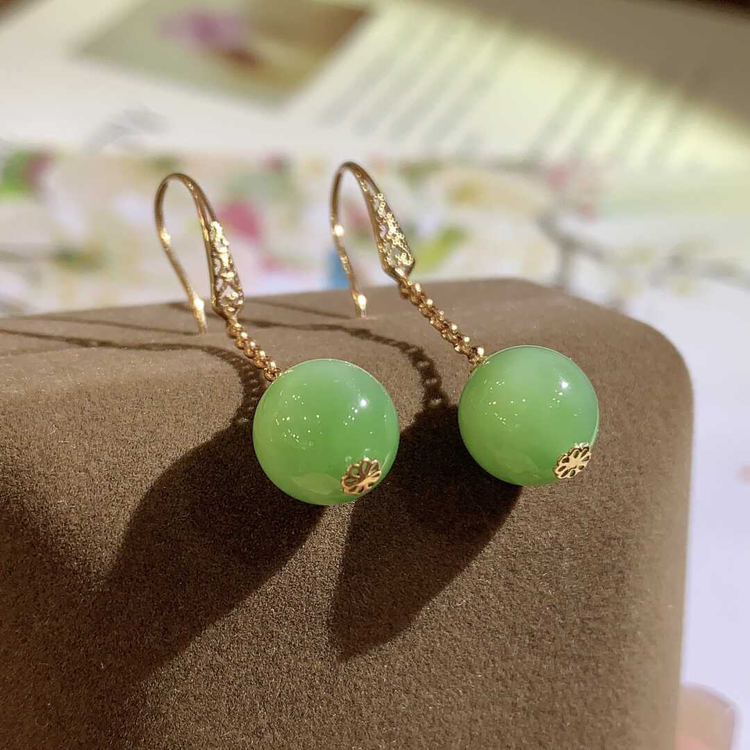 暑期礼品老坑冰种猫眼和田玉耳环阳绿圆珠耳坠镶18K金a货玉石耳环