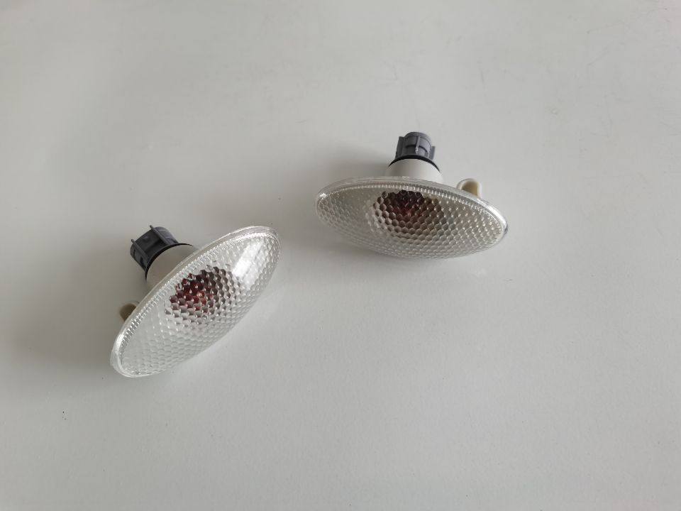 铃木天语雨燕新奥拓雨燕吉姆尼前车内灯