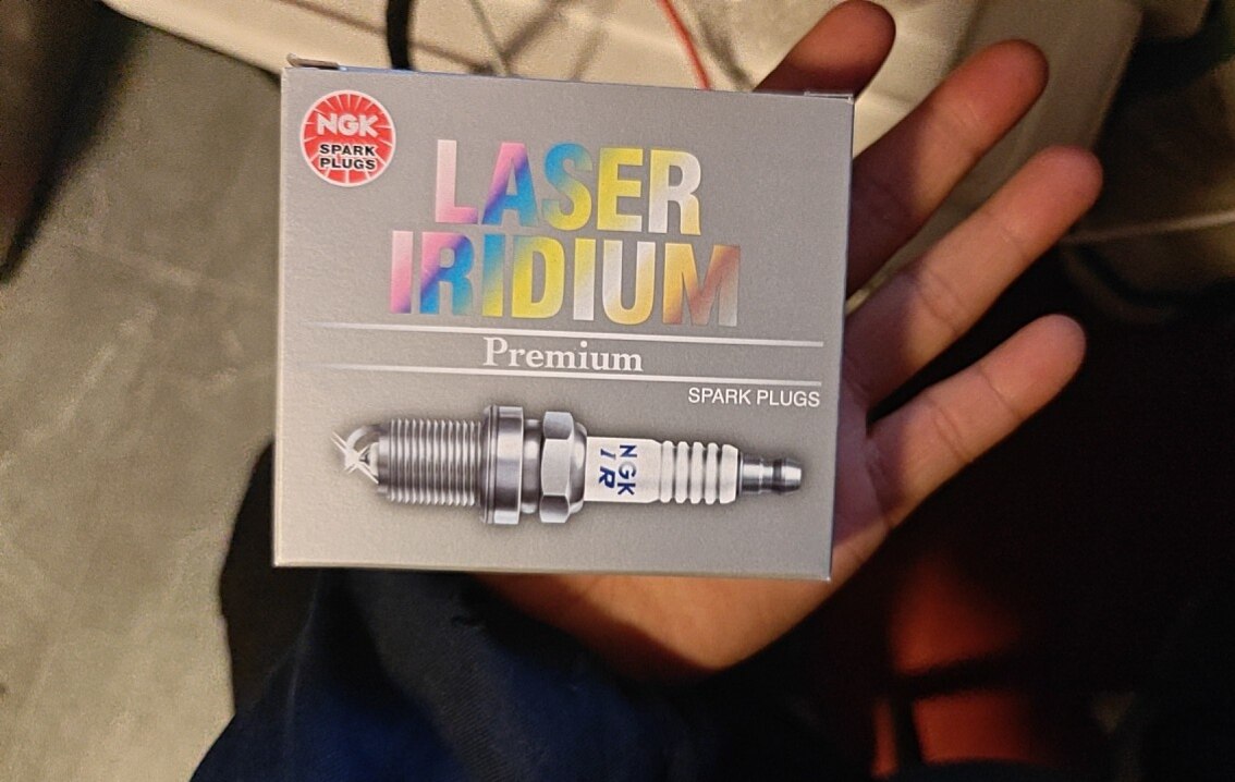 适用进口铃木新款吉姆尼火花塞 火嘴配套 吉姆尼JB74火花塞铱铂金