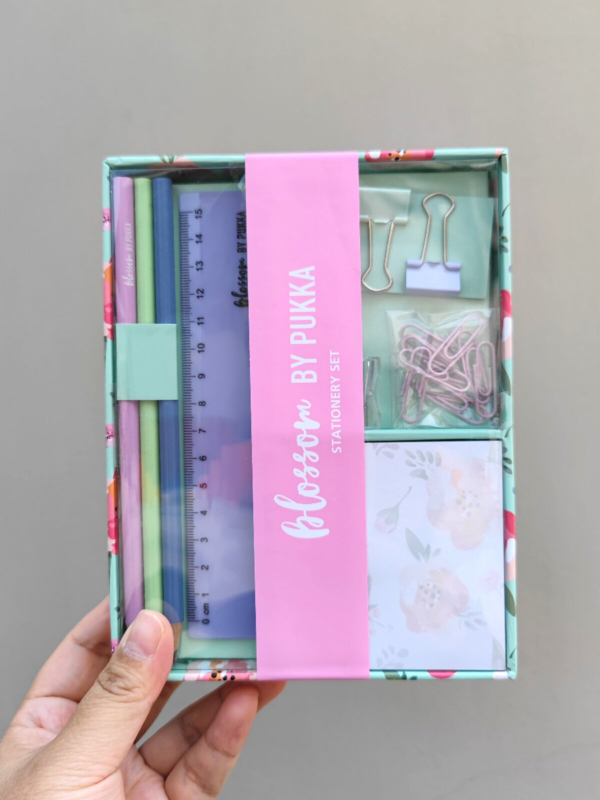 영국으로 수출되는 PUKKA 오리지널 블루 + 핑크 플라워 문구 선물박스 세트 2가지 스타일