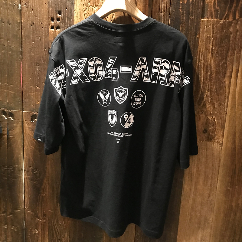 it潮牌男装T恤 IZZUE army2025春夏新款后背迷彩字母宽松短袖1168